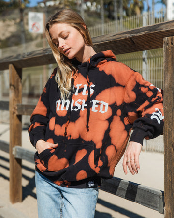 Hoodies & Sweatshirts